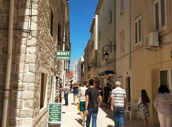 Kuca Za Odmor Matko House Matko * Pag Town