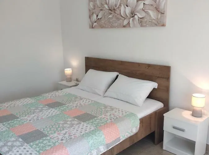 Kuca Za Odmor Matko House Matko Pag Town