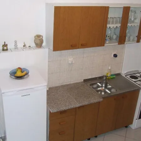 Kuca Za Odmor Matko House Matko بيت للعطل