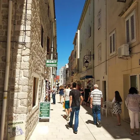 Kuca Za Odmor Matko House Matko * Pag Town