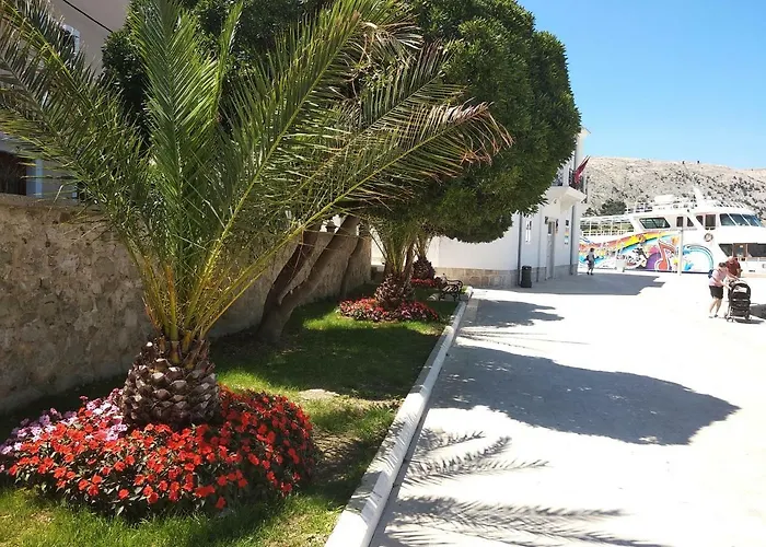 Kuca Za Odmor Matko House Matko Vakantiehuis Pag Town